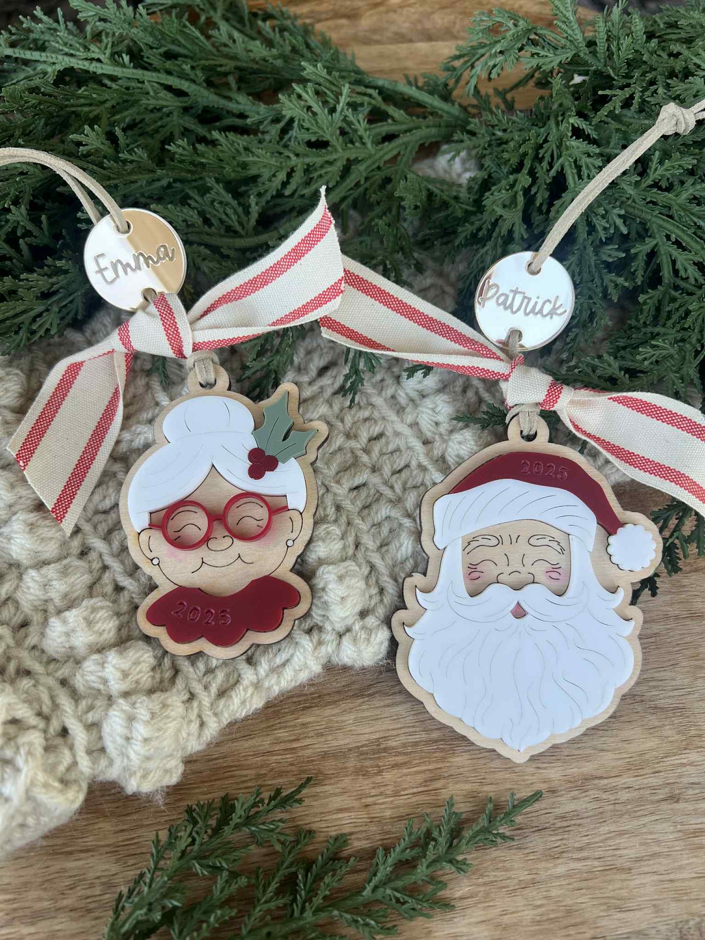 Personalized Santa Claus and Mrs. Claus Ornament